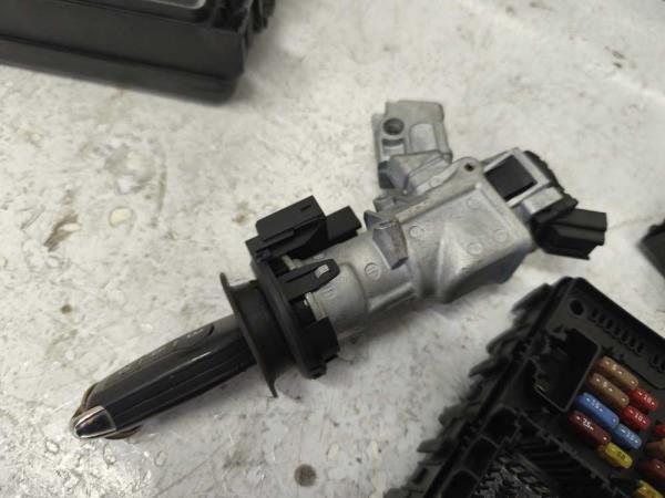 KIT DE DÉMARRAGE FORD FIESTA 2017-2021 1.1 - Vue 4